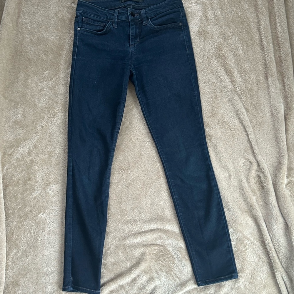 Joe's Jeans Dark Blue Skinny Jeans Fit: Chelsea